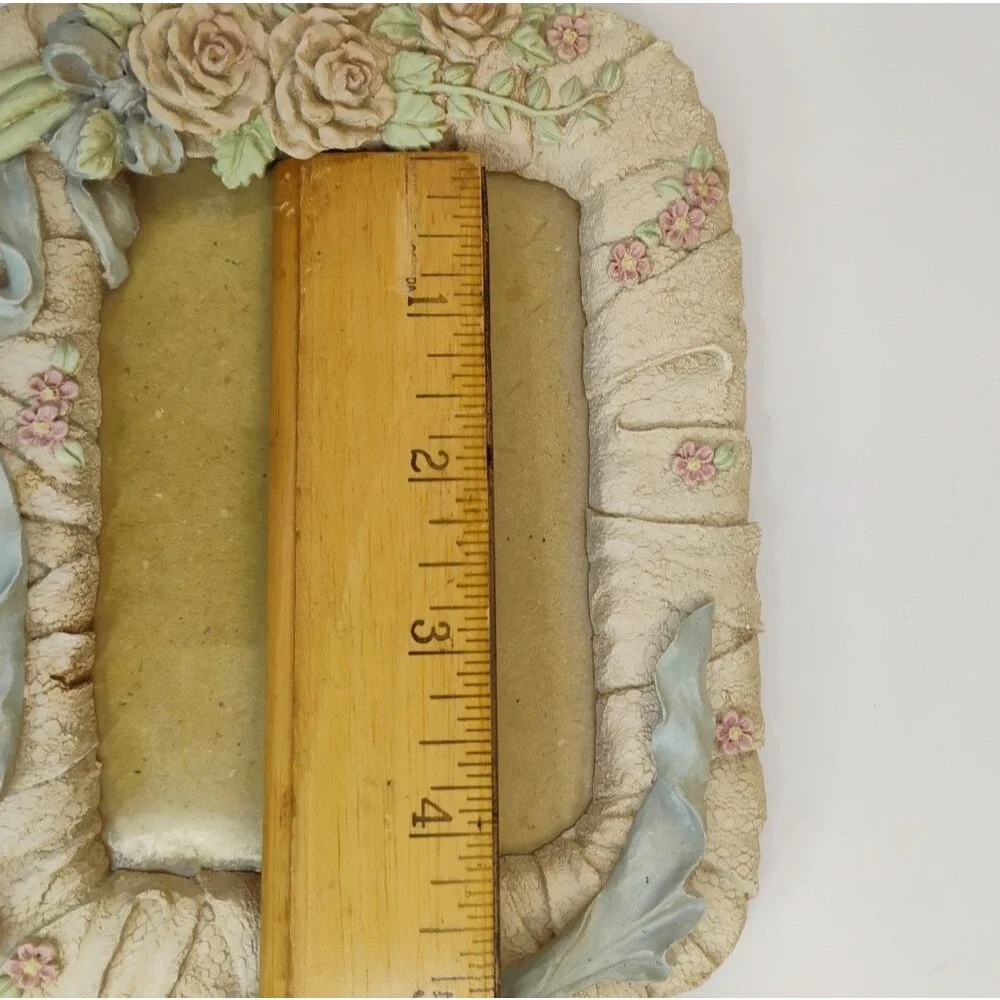 Rose and Ribbon Picture Frame Resin with Plastic Cover
